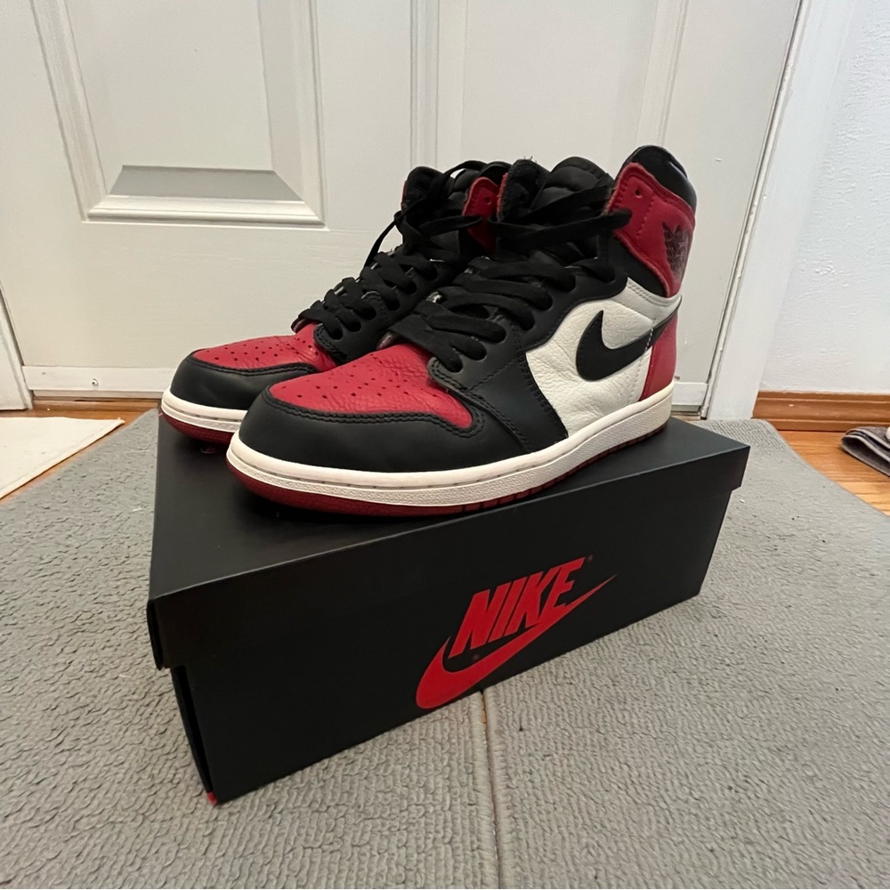 Nike Air Jordan 1 High OG Bred Toe
